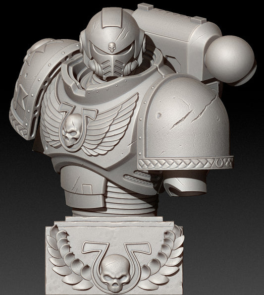 Busto Guerrero Espacial